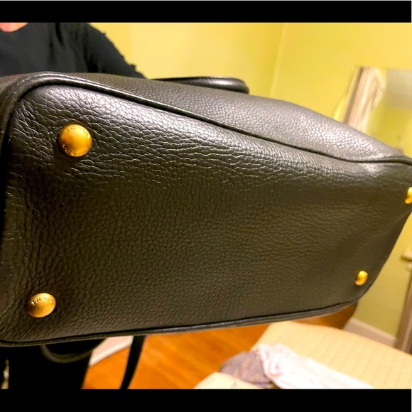 PRADA Leather Bag - Picture 5 of 9